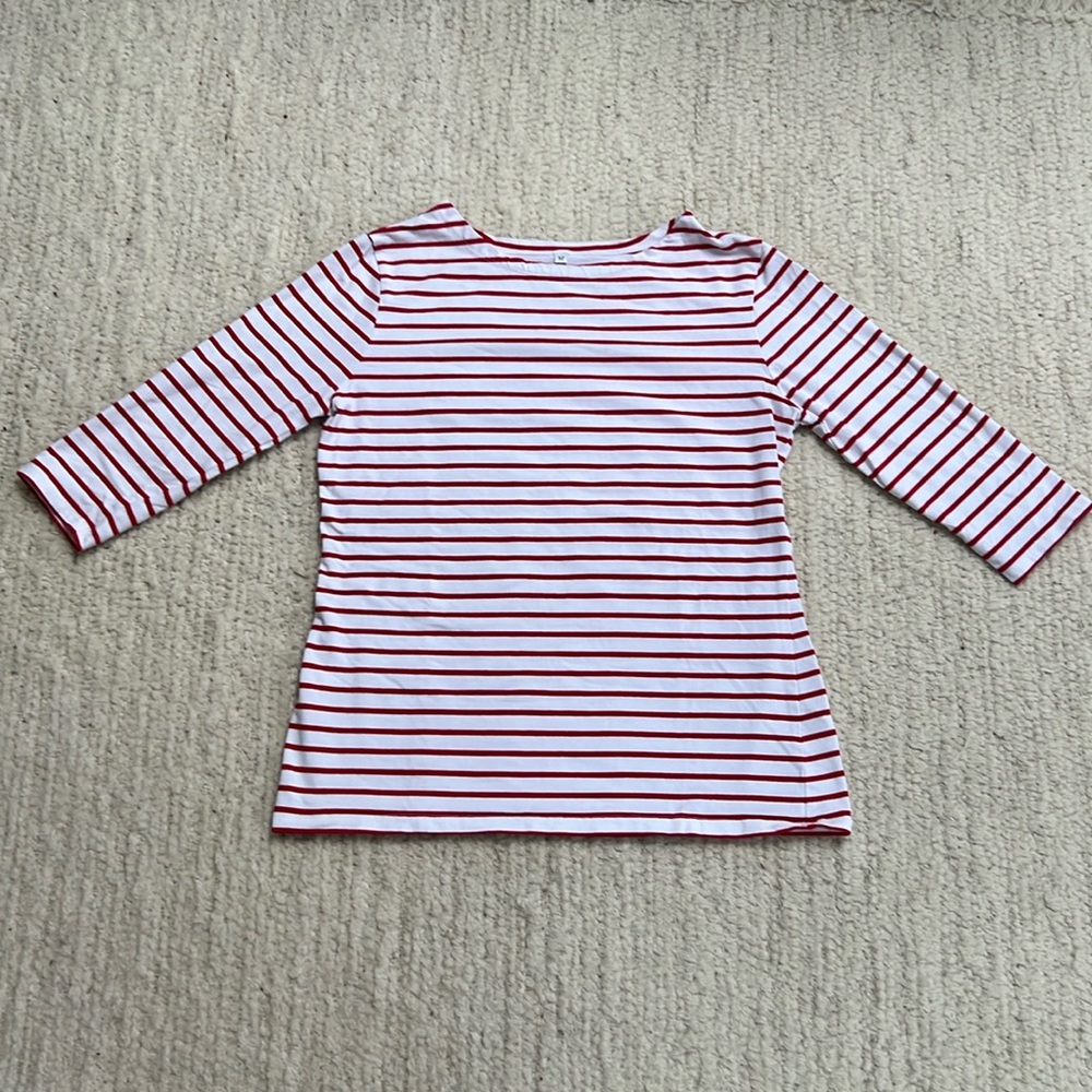 Red & White Striped 3/4 sleeve shirt Sz. M